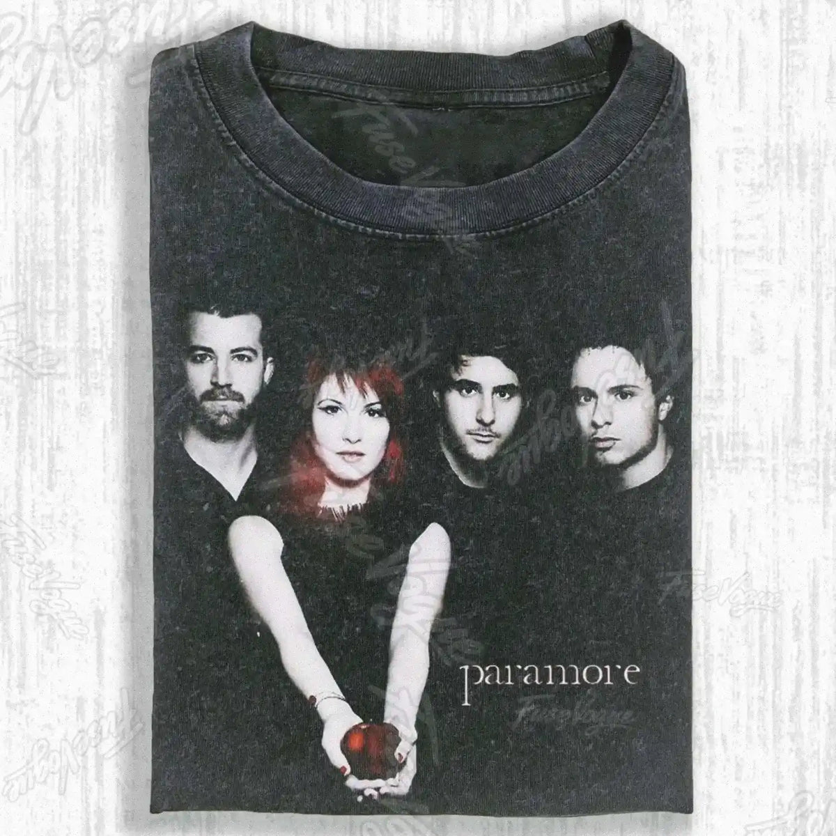 2000S PUNK PARTY MOMENT T-SHIRT - FUSEVOGUE