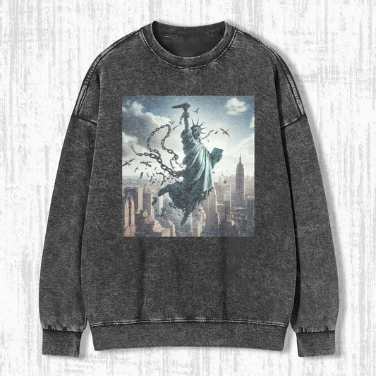 STATUE OF LIBERTY TEE