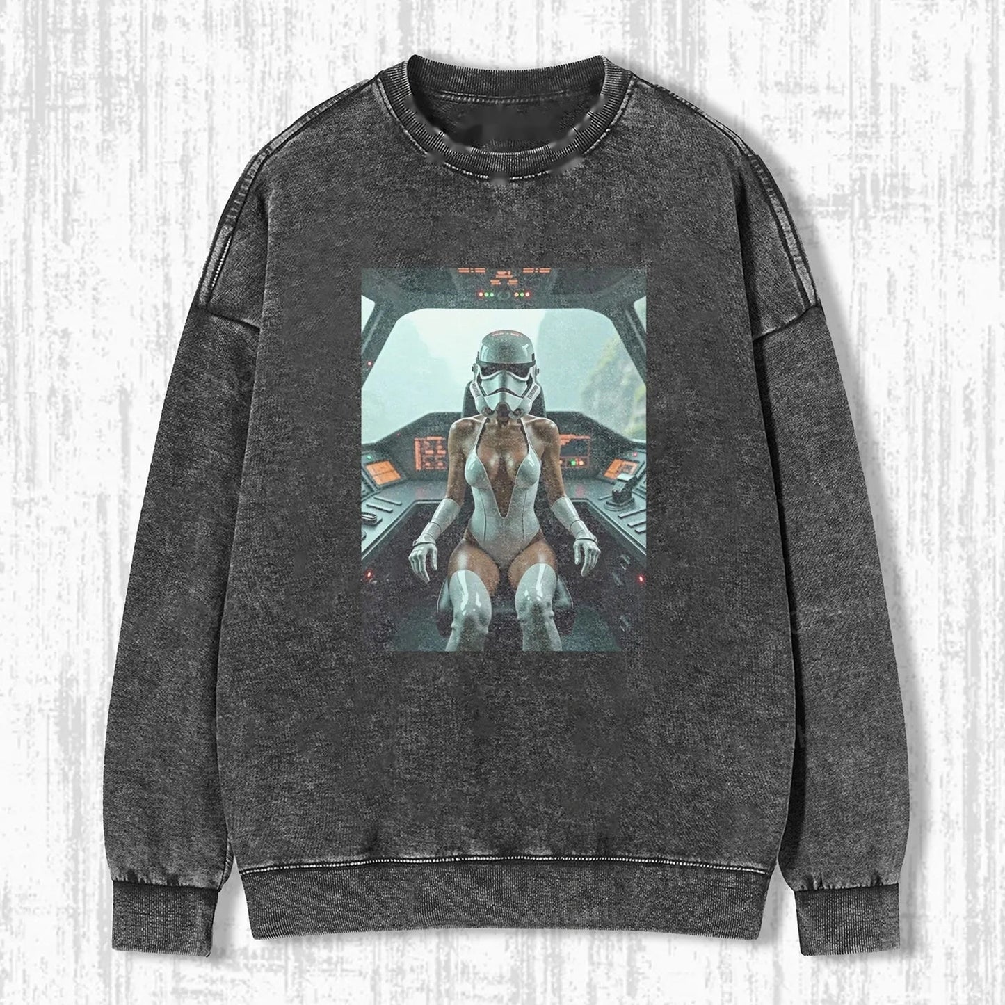 FEMALE SOLDIER IN THE COCKPIT OF A BATTLESHIP T-SHIRT