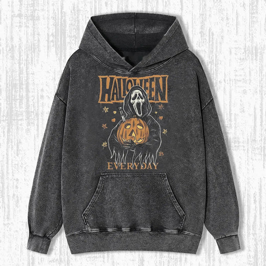 HALLOWEEN EVERYDAY T-SHIRT