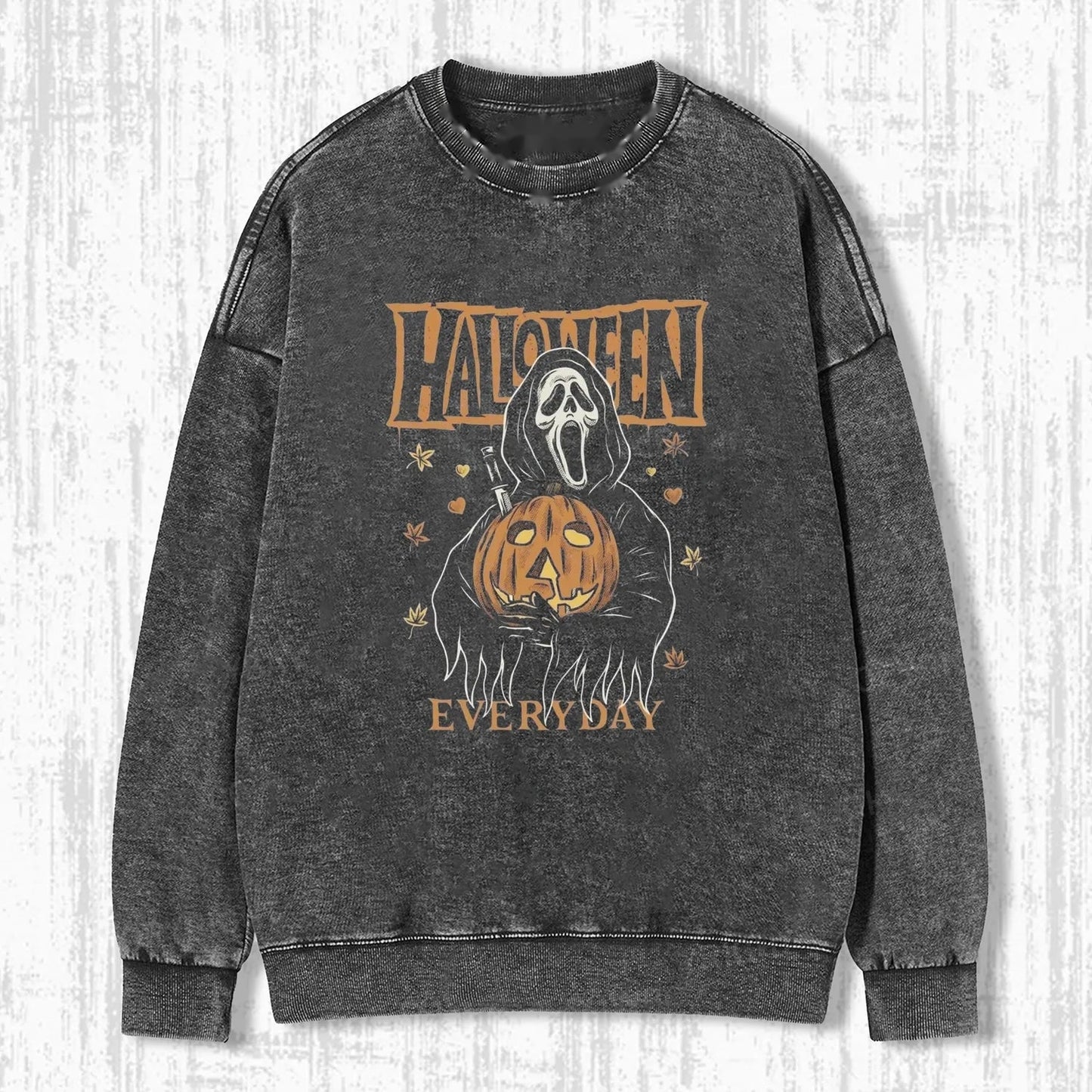 HALLOWEEN EVERYDAY T-SHIRT