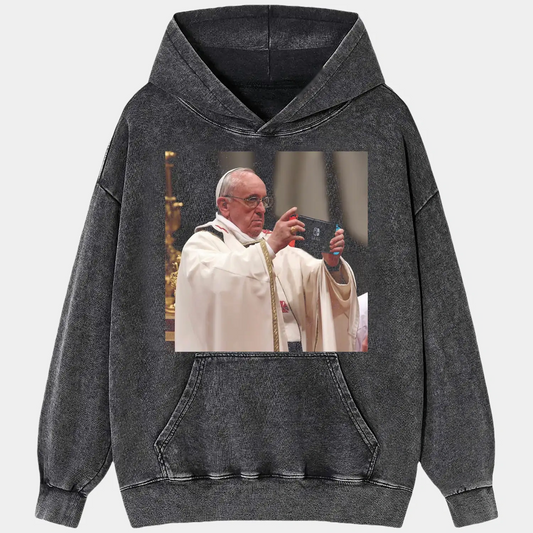 Pope Play T-SHIRT