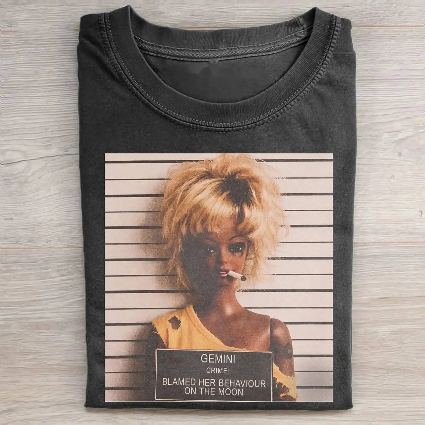 SMOKING DOLL GIRL FACE MEME TEE 7.0