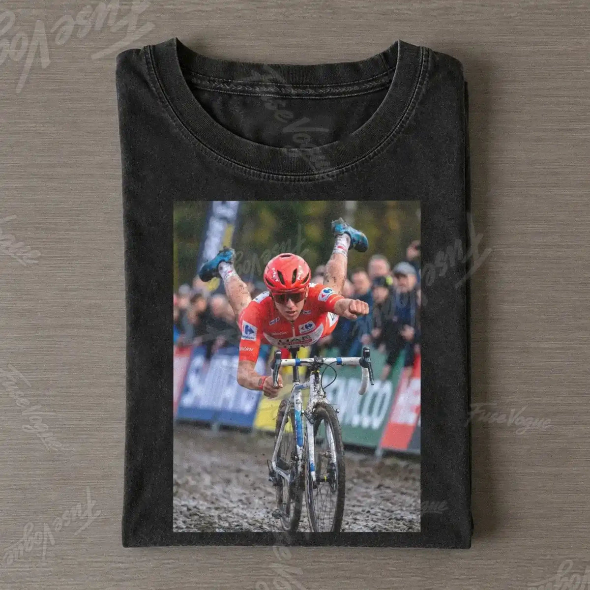 Tadej Pogačar La Vuelta a España Funny T-shirt - FUSEVOGUE