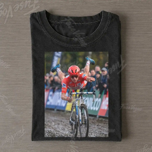 Tadej Pogačar La Vuelta a España Funny T-shirt - FUSEVOGUE