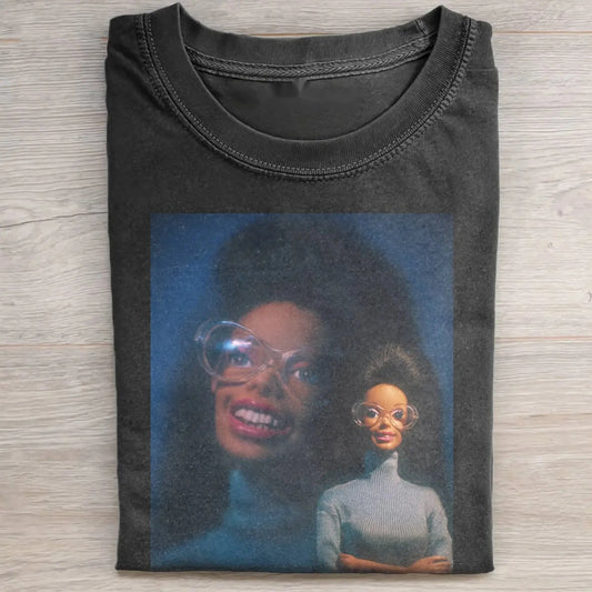 RETRO BARBIECORE T-SHIRT WITH GLASSES