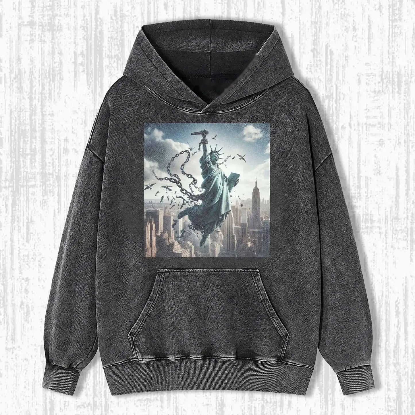 STATUE OF LIBERTY TEE