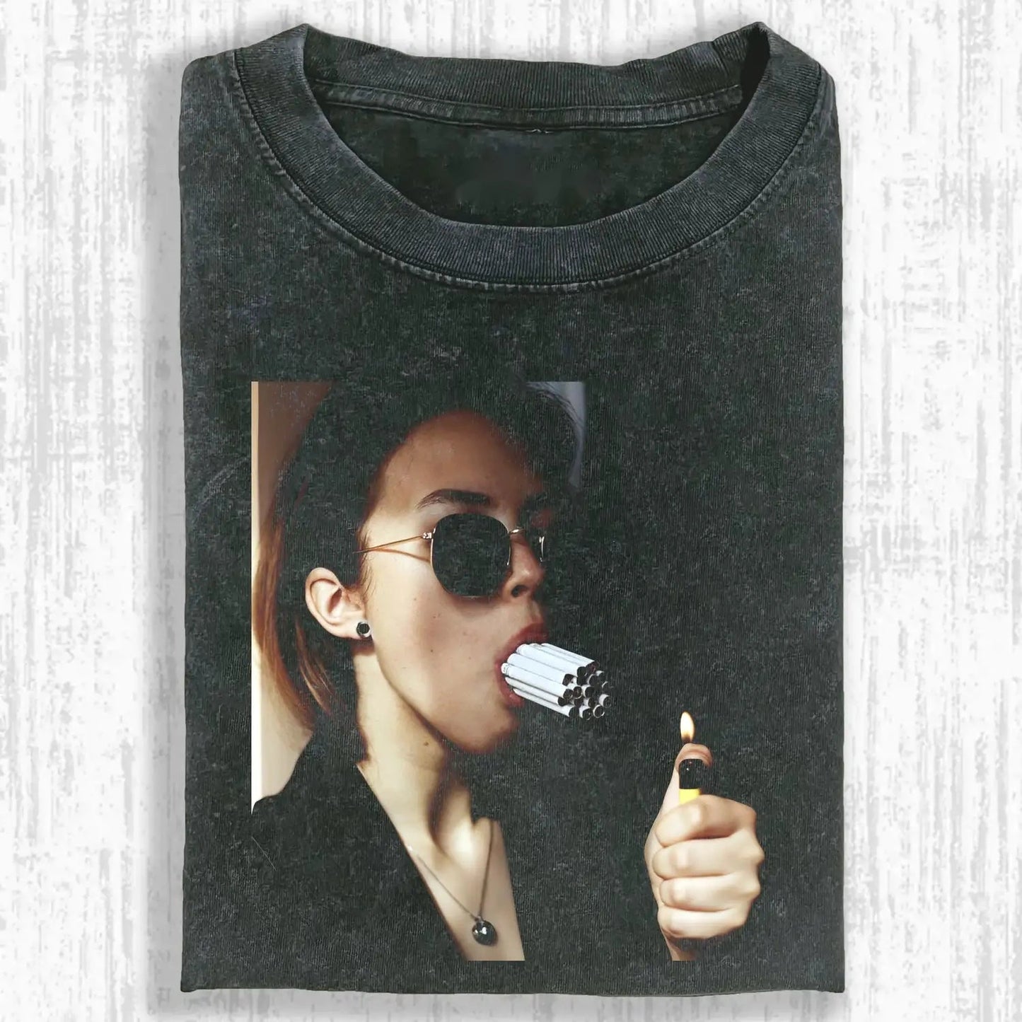 SMOKE WOMAN T-SHIRT V1.2