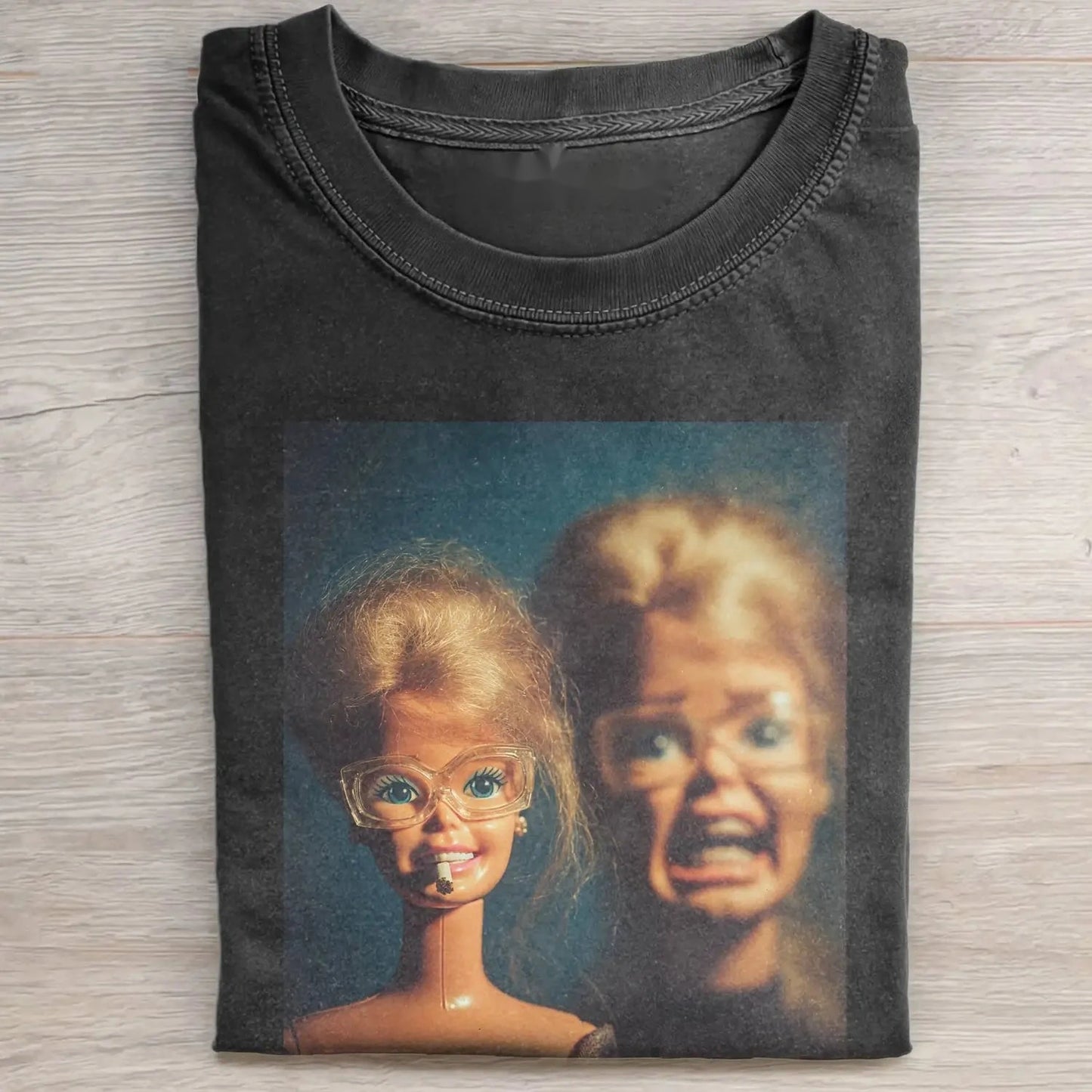 RETRO BARBIECORE T-SHIRT WITH GLASSES 3.0