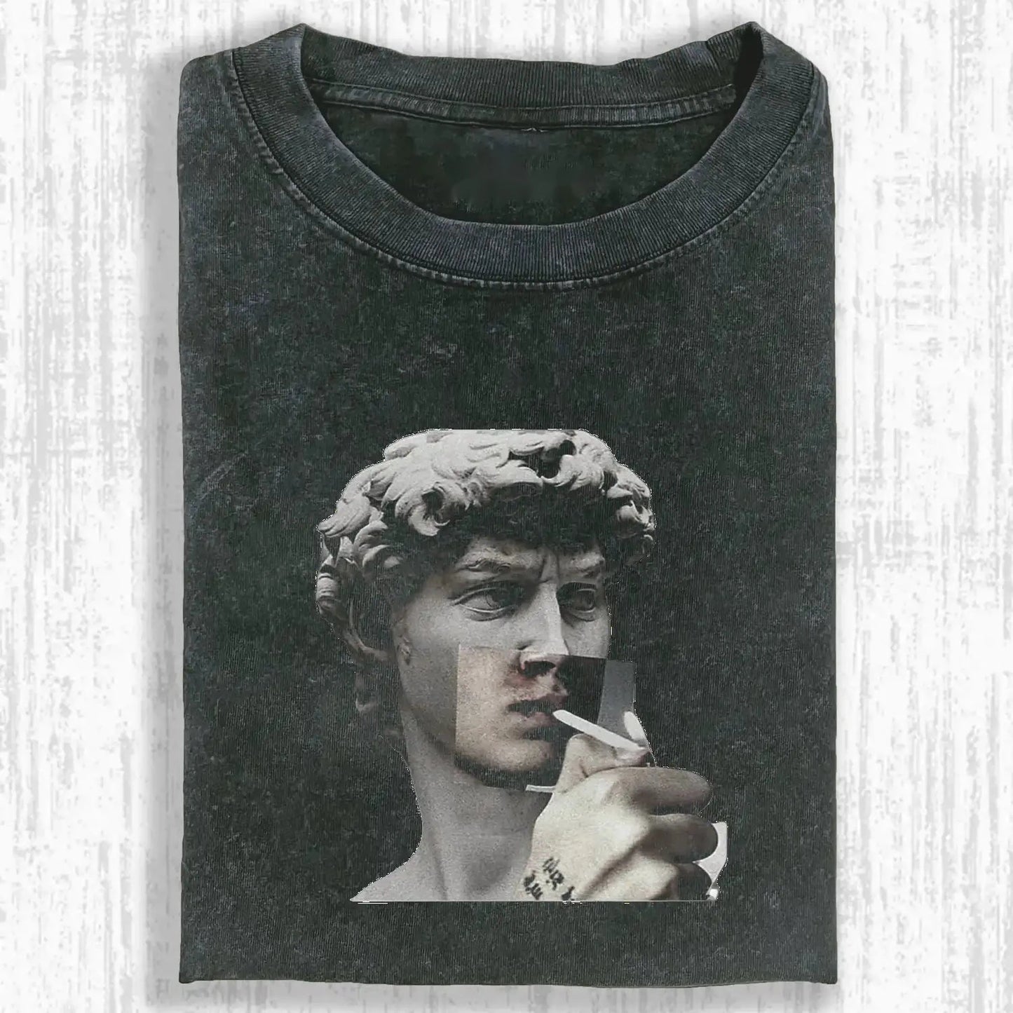 WACKY SCULPTURE T-SHIRT