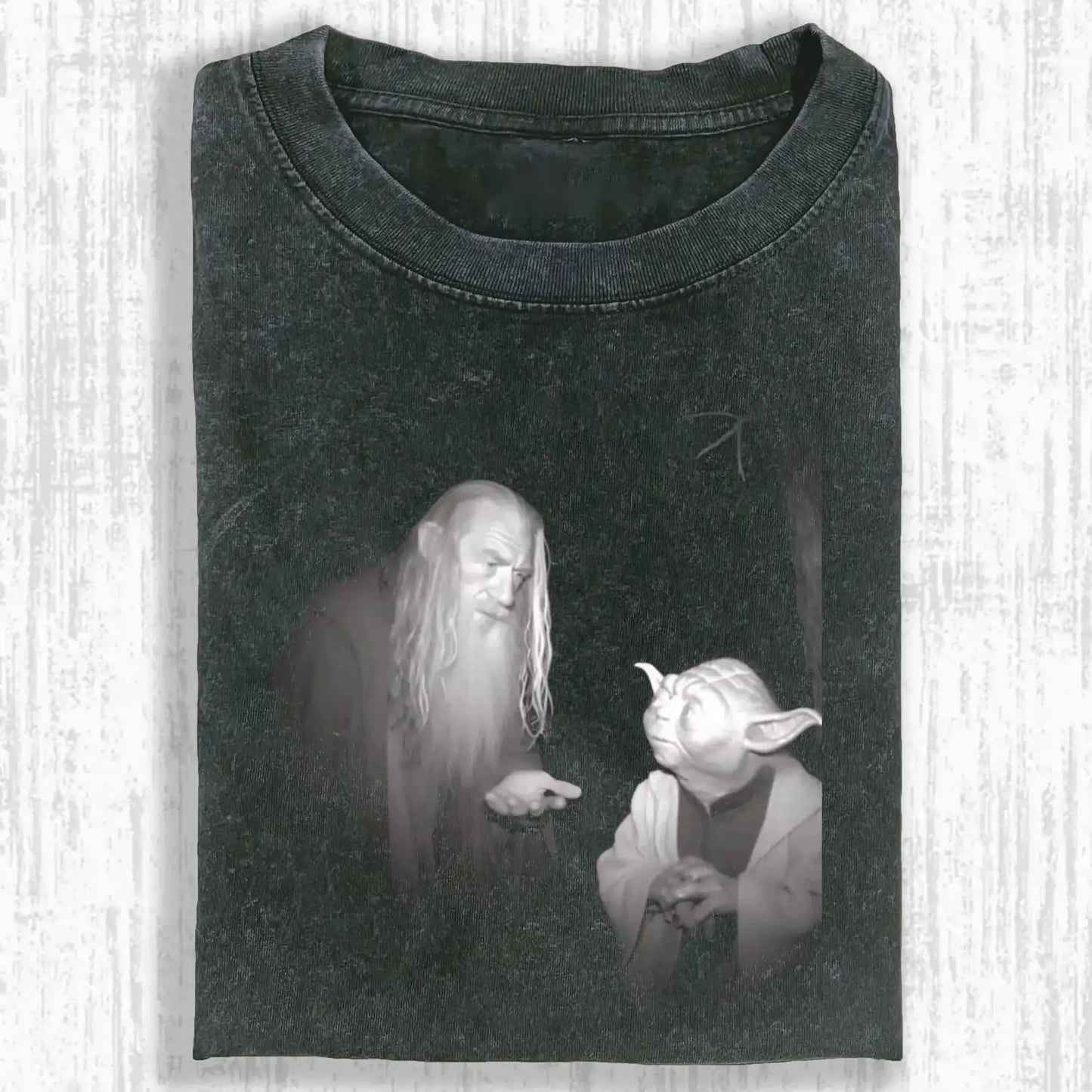 THE LOTR T-SHIRT