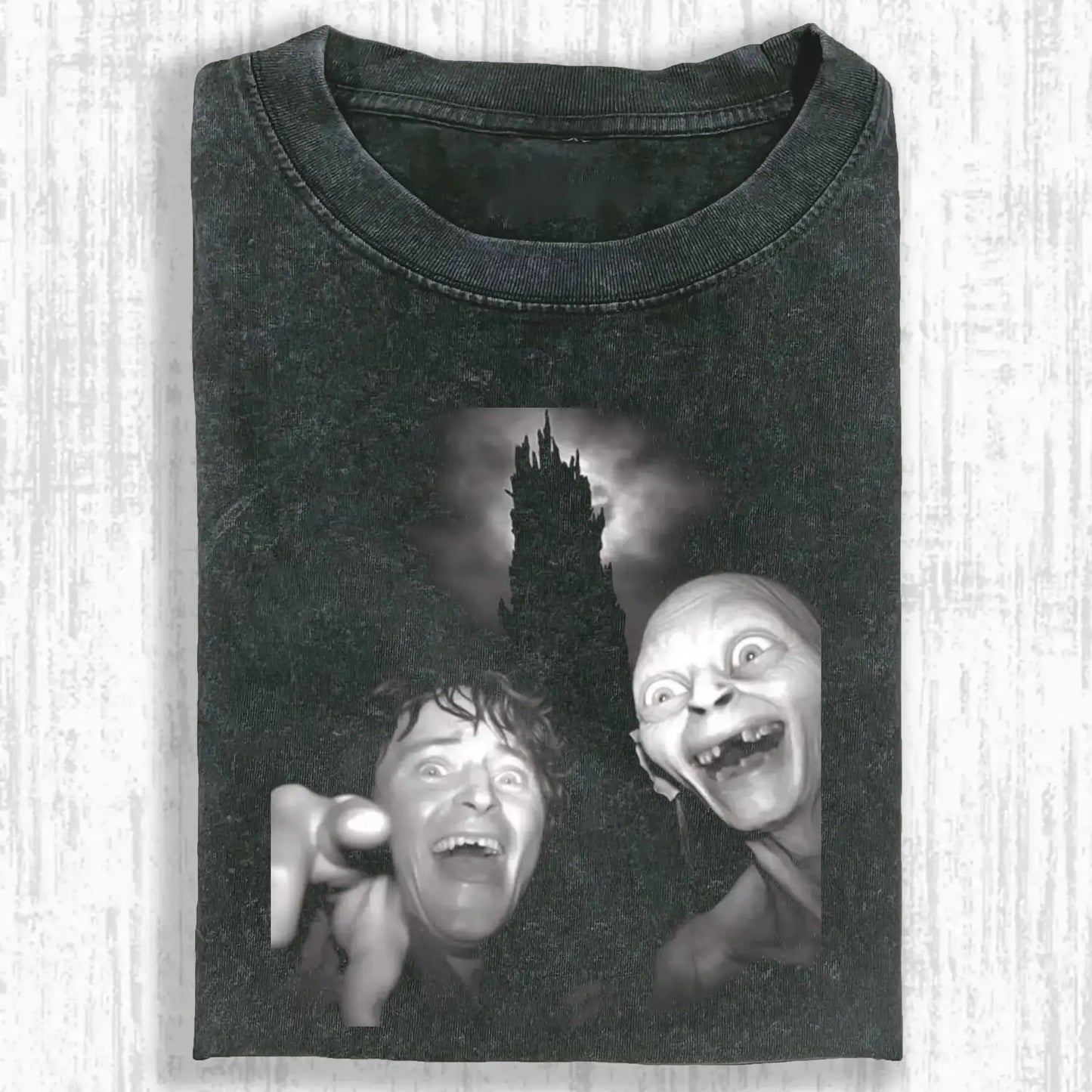 THE LOTR T-SHIRT