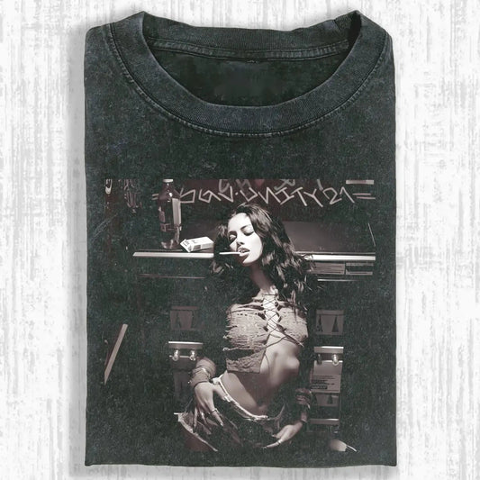 SMOKE WOMAN T-SHIRT V1.3