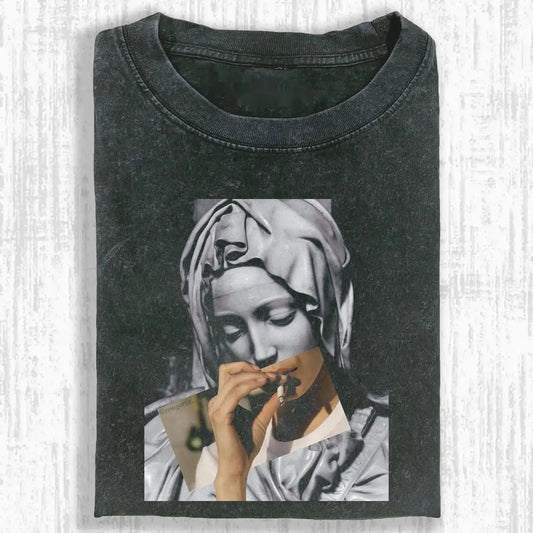 WACKY SCULPTURE T-SHIRT
