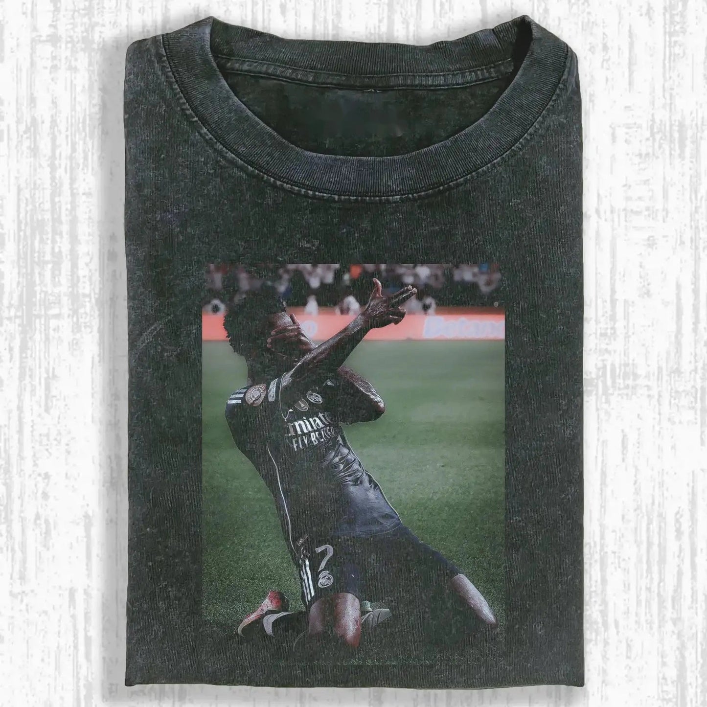 VJ TEE