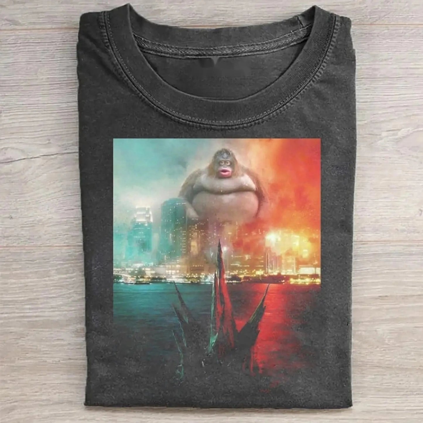 City Giant Graphic Tee