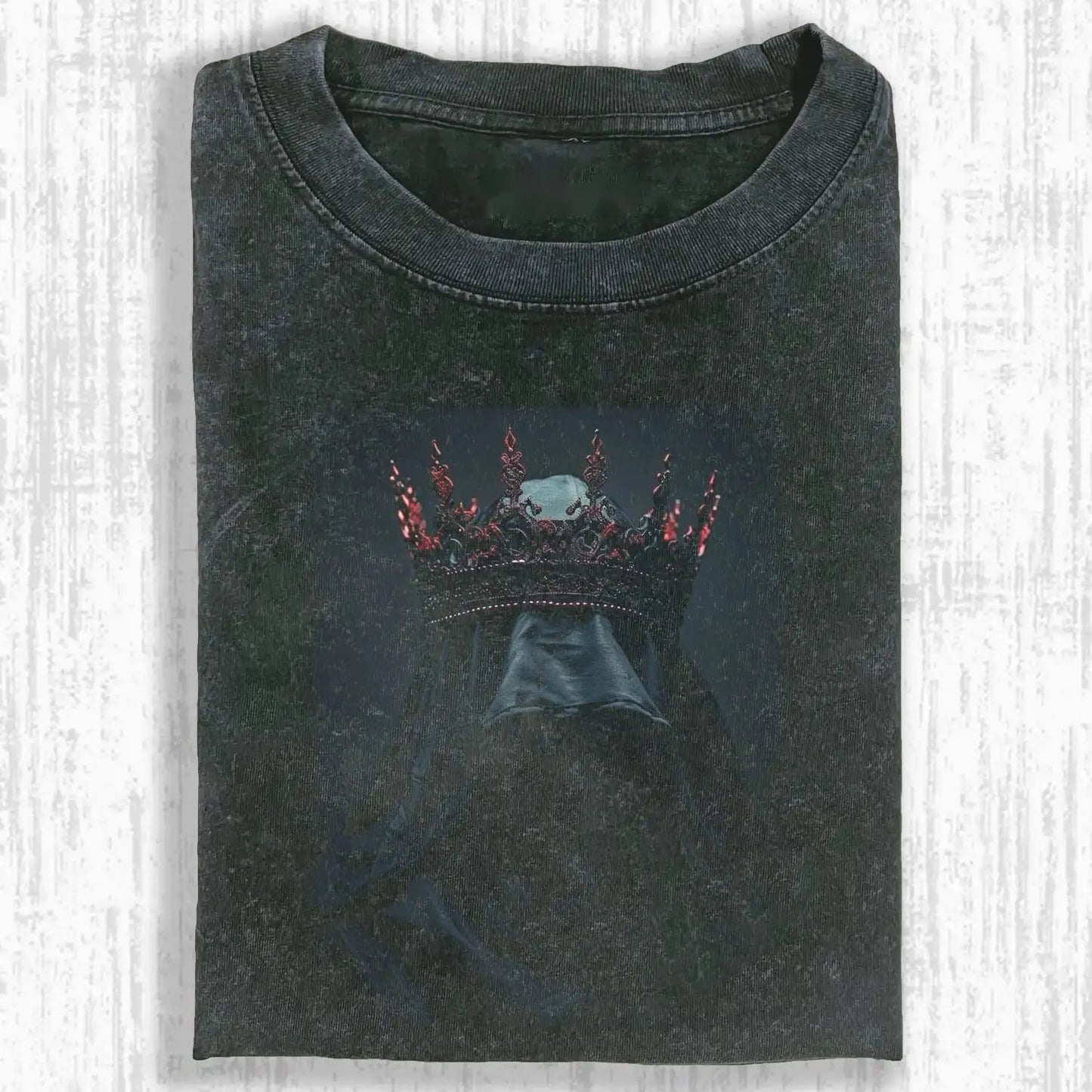 DARK QUEEN TEE