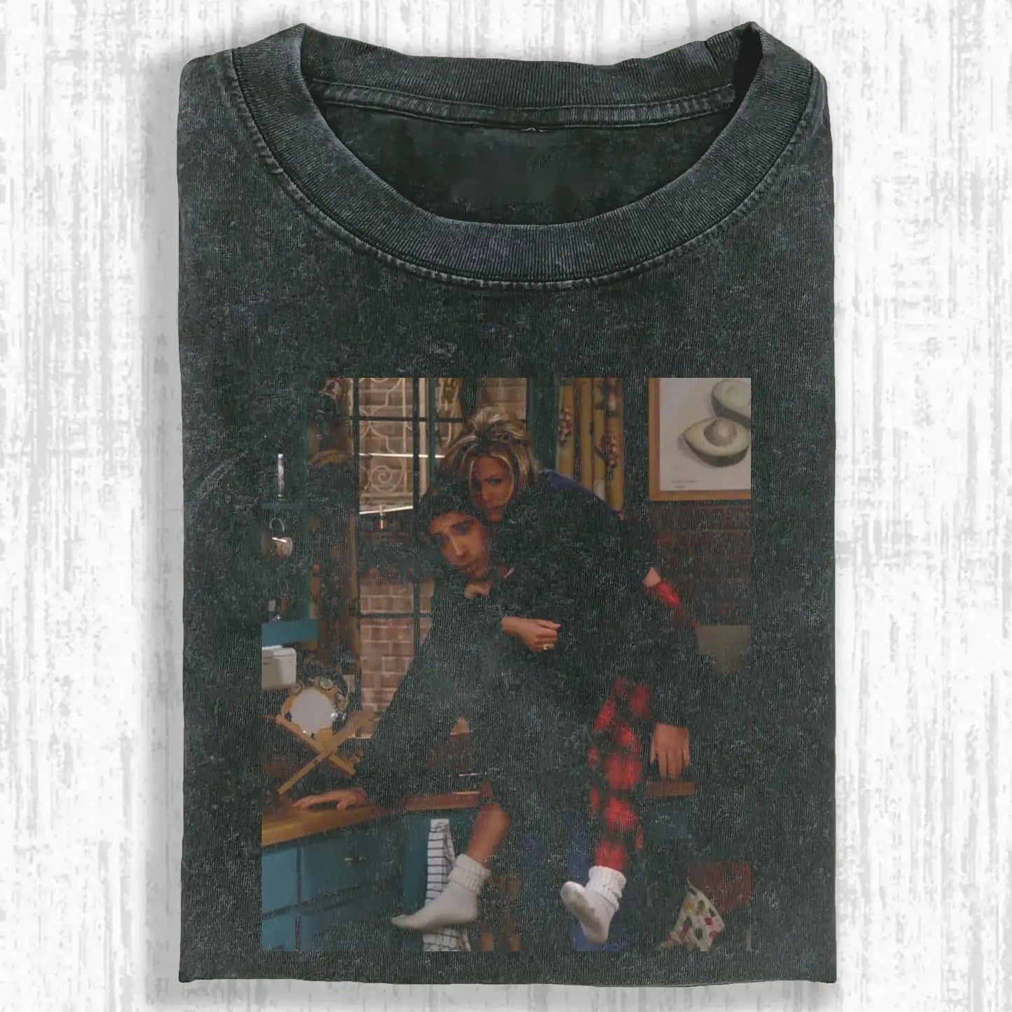FRIENDS V5 TEE