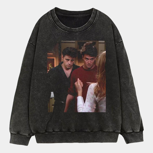 FRIENDS V6 TEE