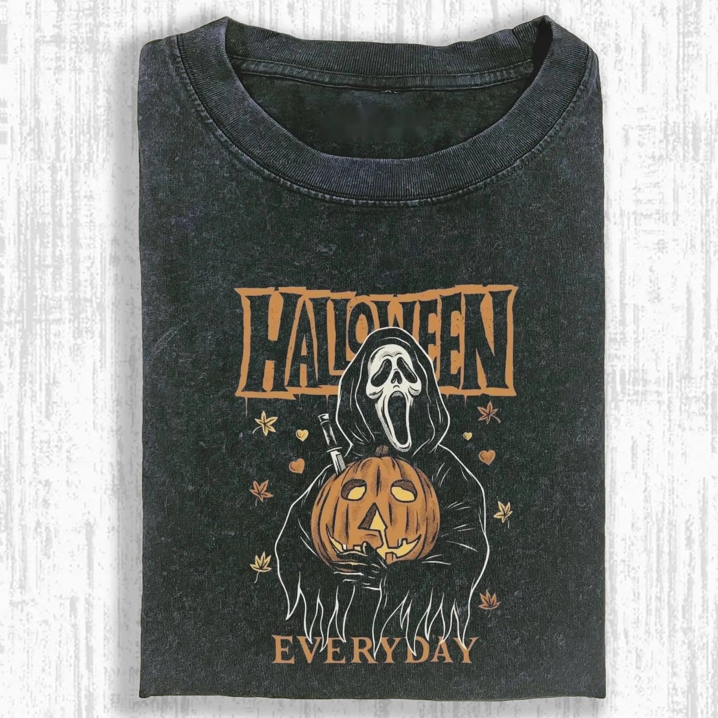 HALLOWEEN EVERYDAY T-SHIRT