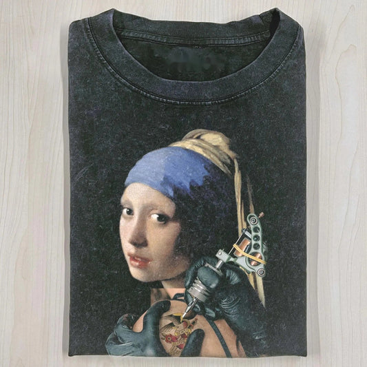 HET MEISJE MET DE PAREL T-SHIRT