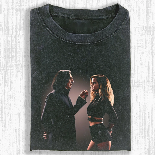 HP TEACHER AND STUDENT TALKING T-SHIRT