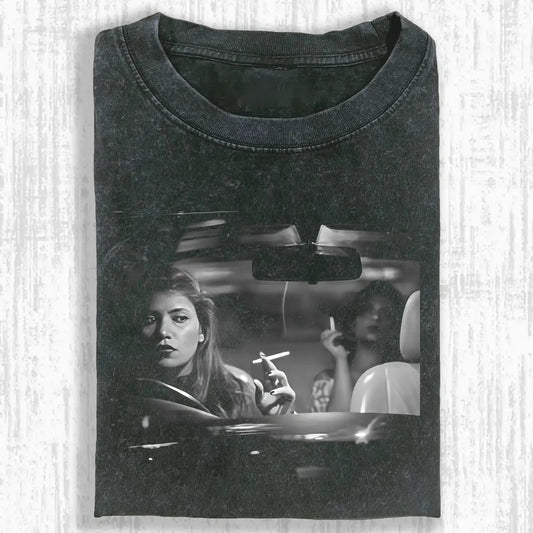SMOKE WOMAN T-SHIRT V1.6
