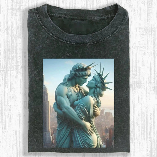 Hug 8.2 Tee