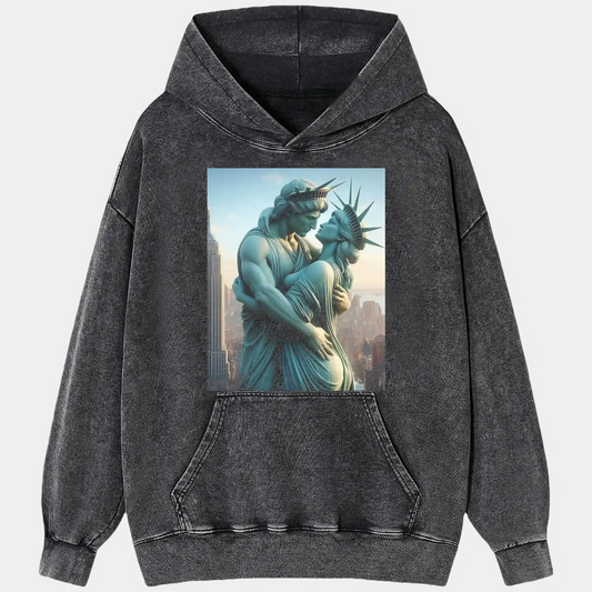 Hug 8.2 Tee