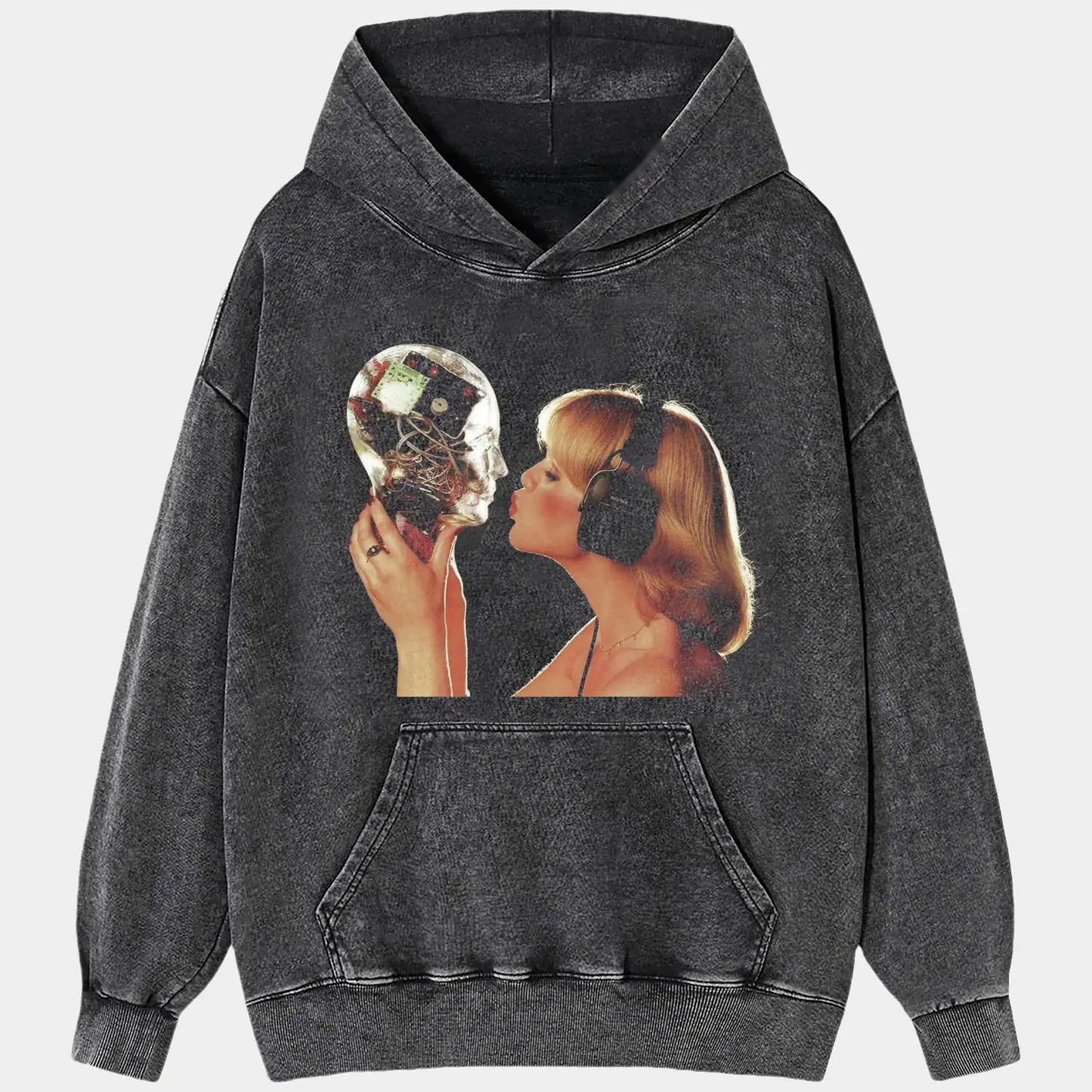 Kisser Tee
