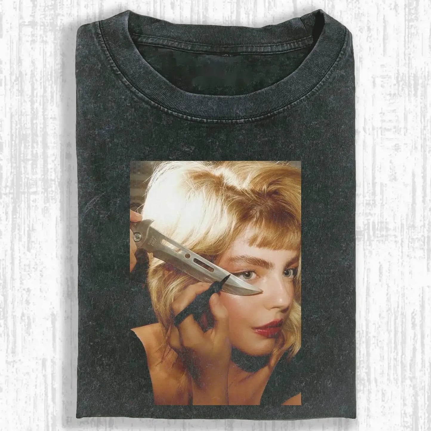MAKE UP T-SHIRT