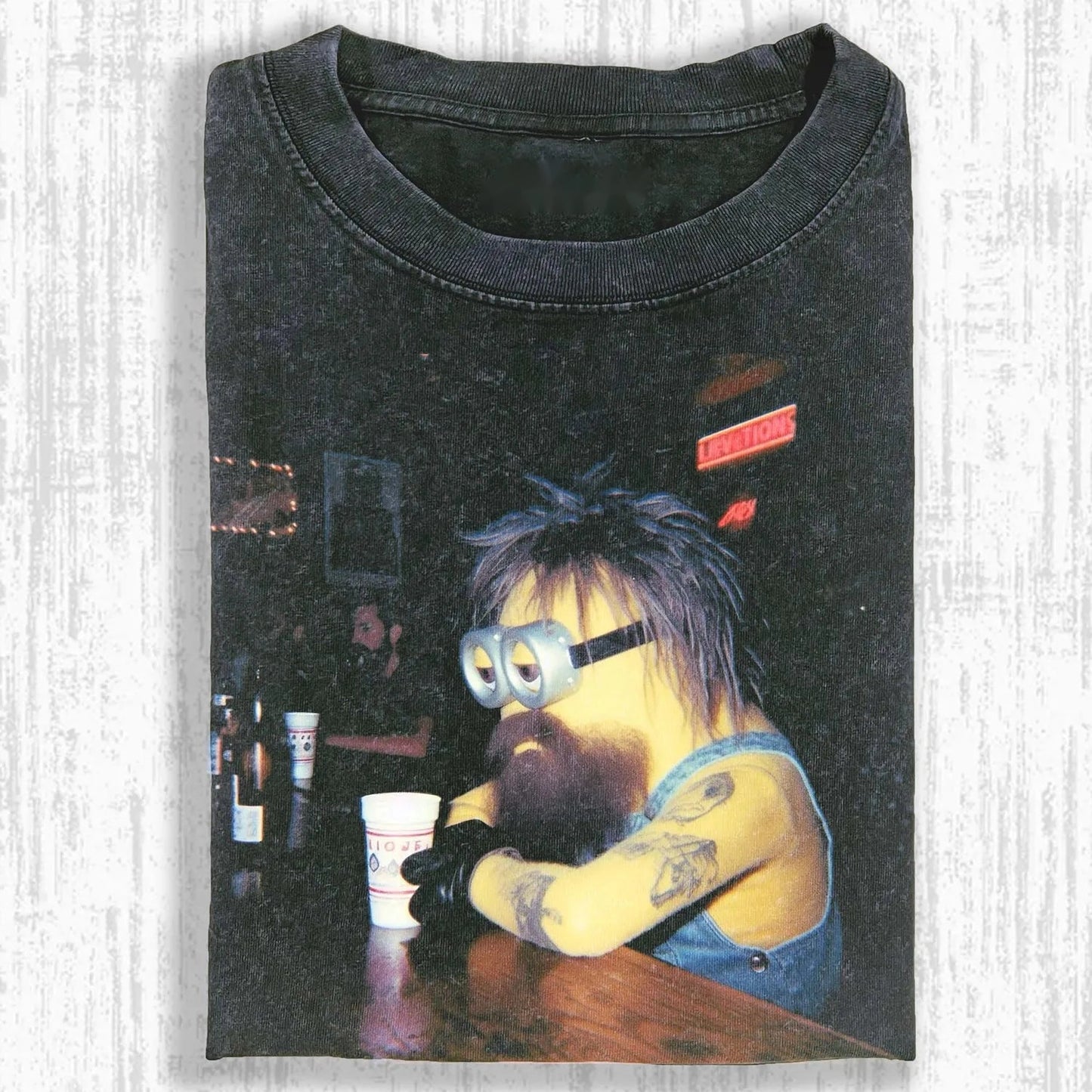 M. T-SHIRT