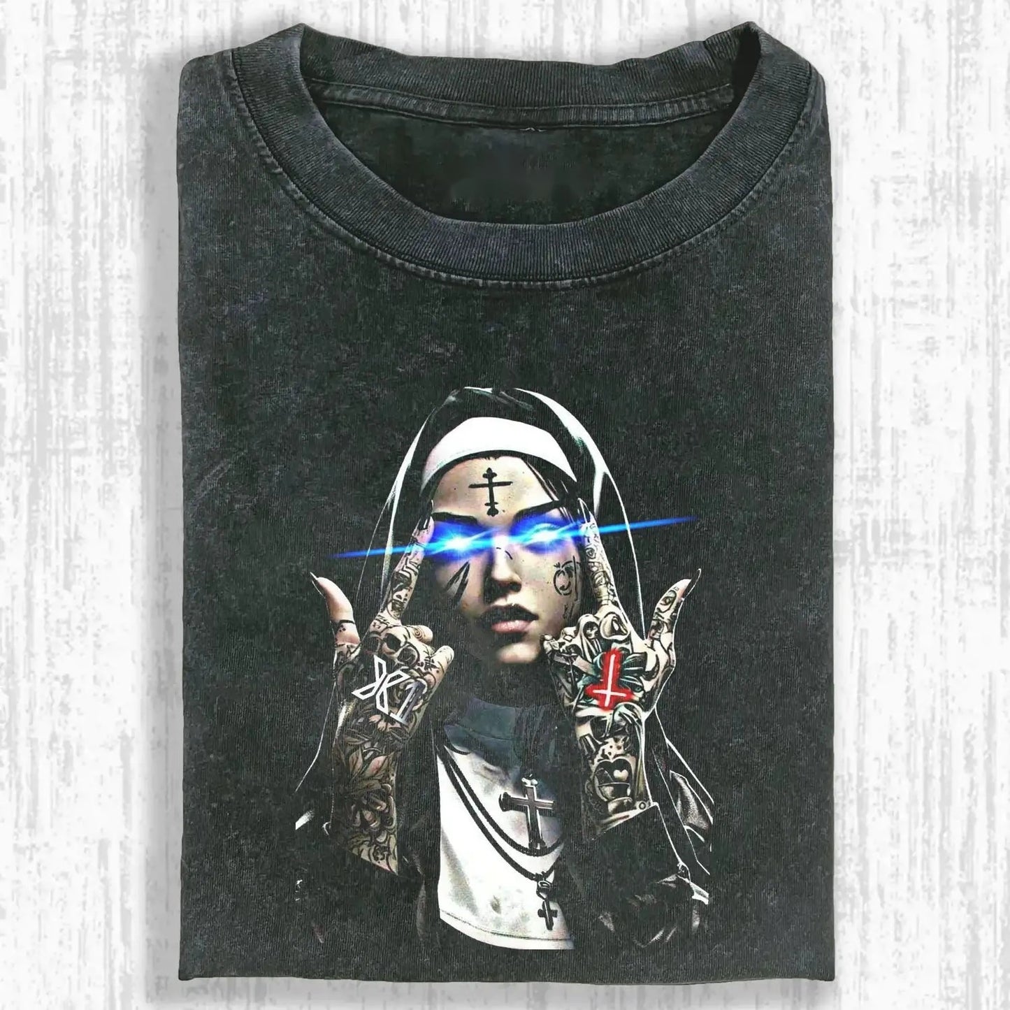 NUM V9 TEE