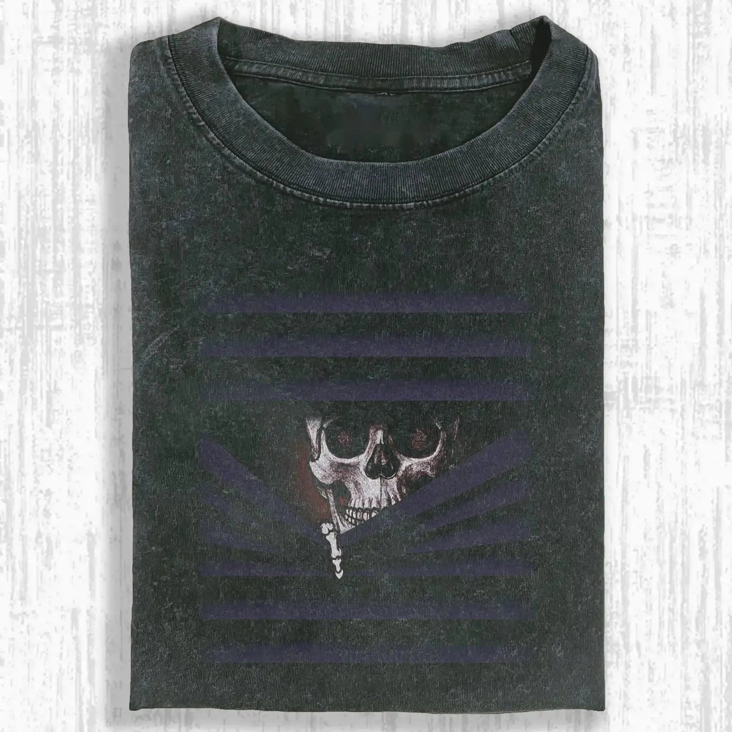 Peeping Skull Tee