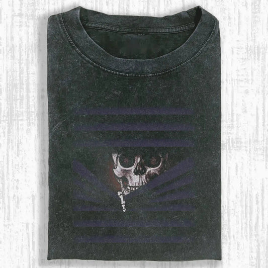 Peeping Skull Tee