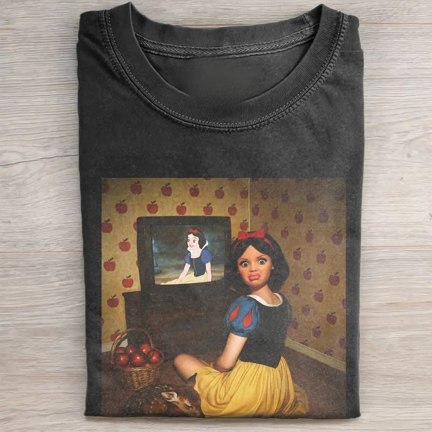 BARBIECORE SNOW WHITE TEE