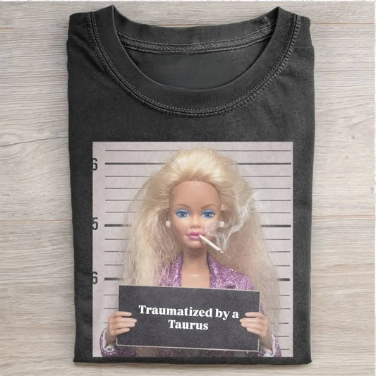 SMOKING DOLL GIRL FACE MEME TEE 2.0