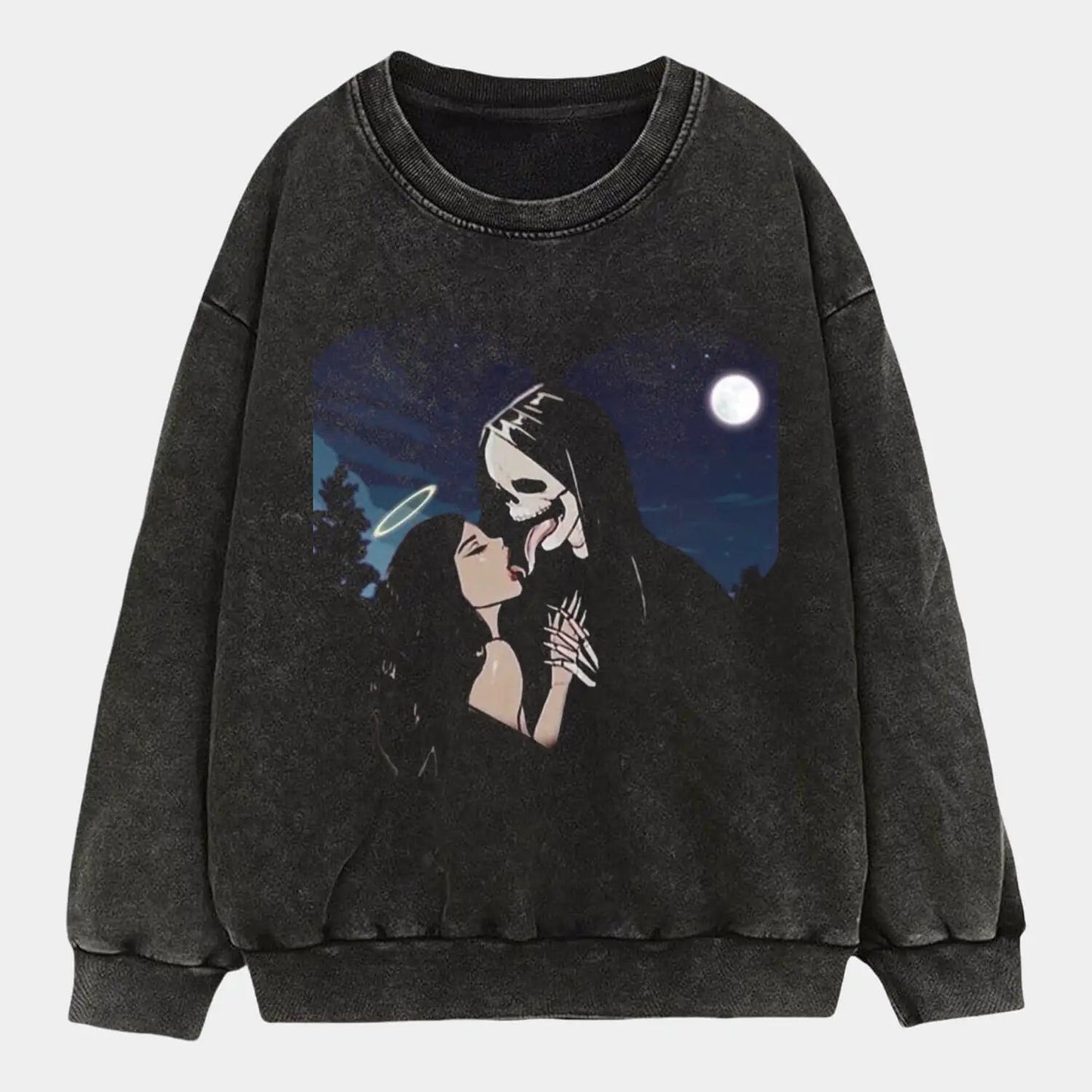 Skull Kiss Tee