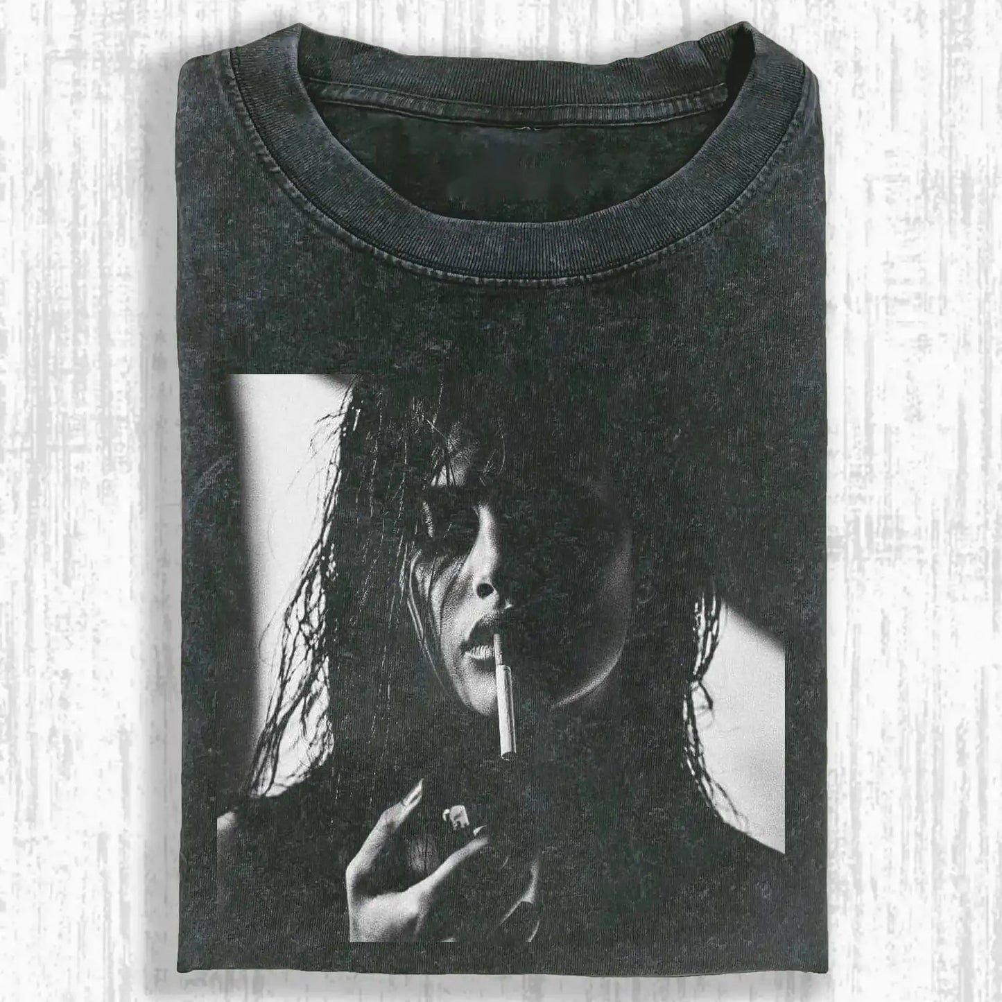 Smoky girl Tee