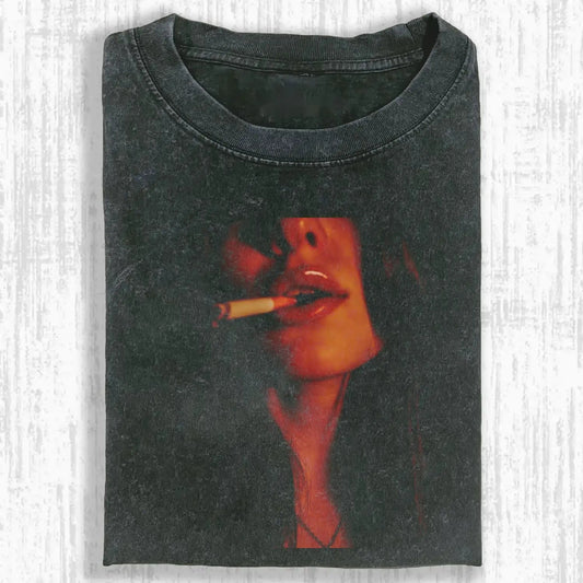 Smoky girl Tee 2.0
