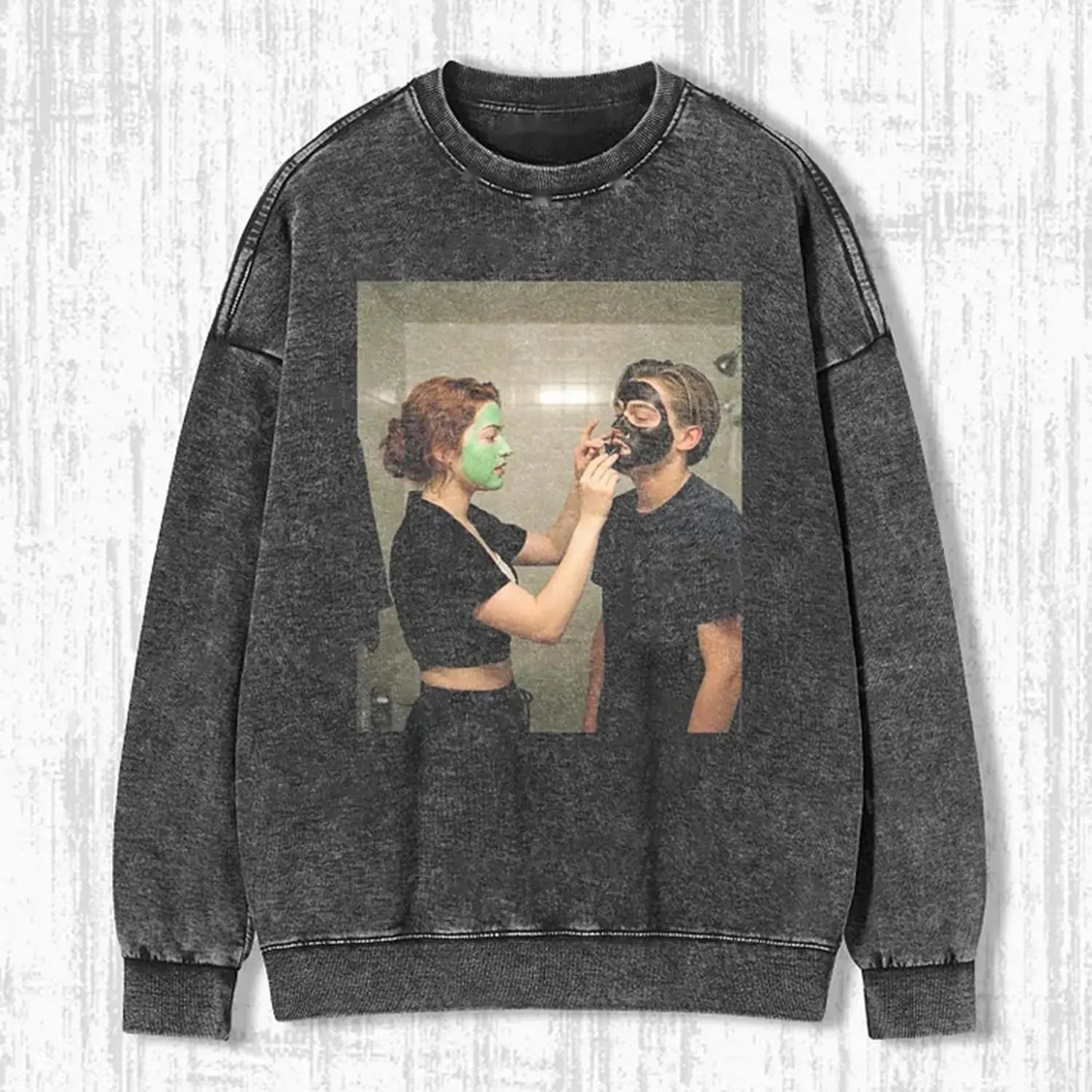 T. T-SHIRT
