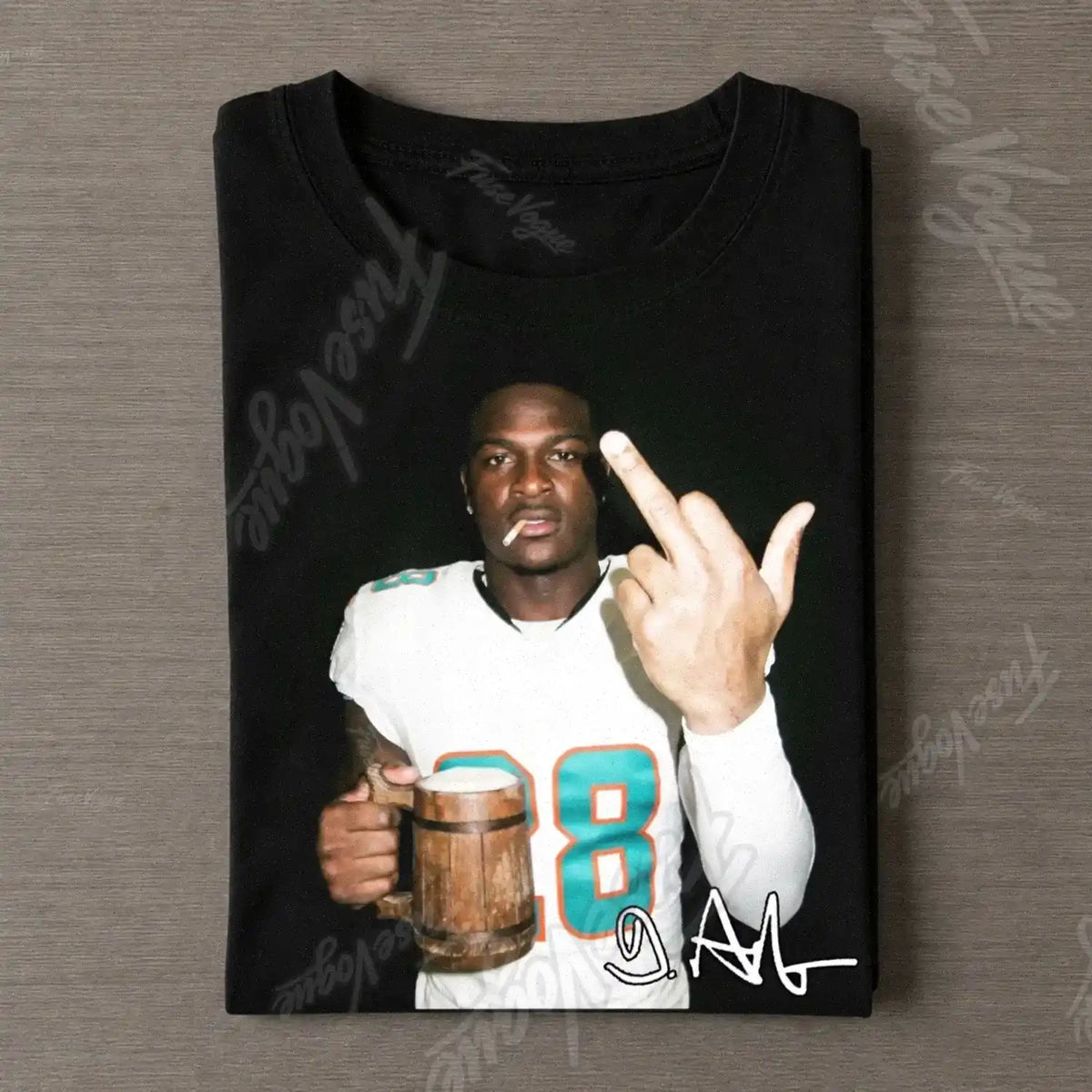 DA28 Dolphins T-shirt - FUSEVOGUE