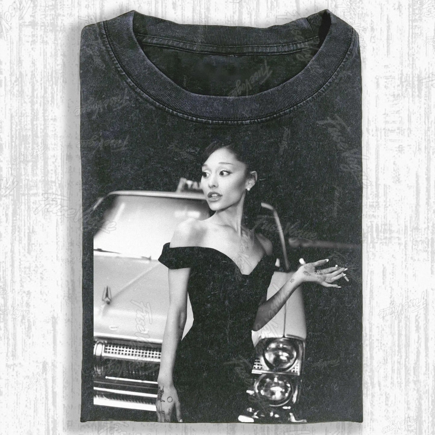 ELEGANT DRESS AND CLASSIC CAR FEMALE PRINT T-SHIRT - FUSEVOGUE