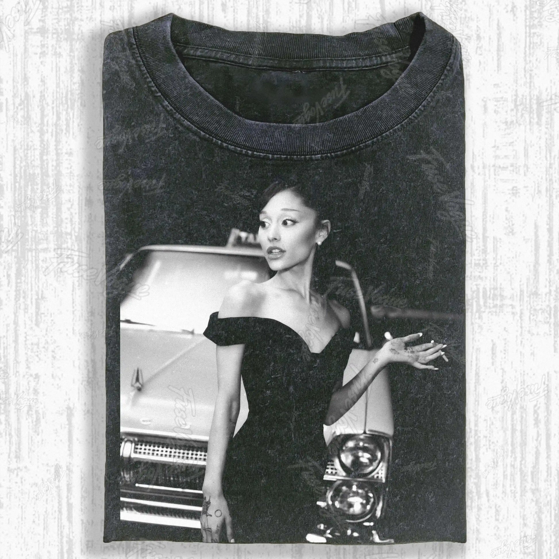 ELEGANT DRESS AND CLASSIC CAR FEMALE PRINT T-SHIRT - FUSEVOGUE