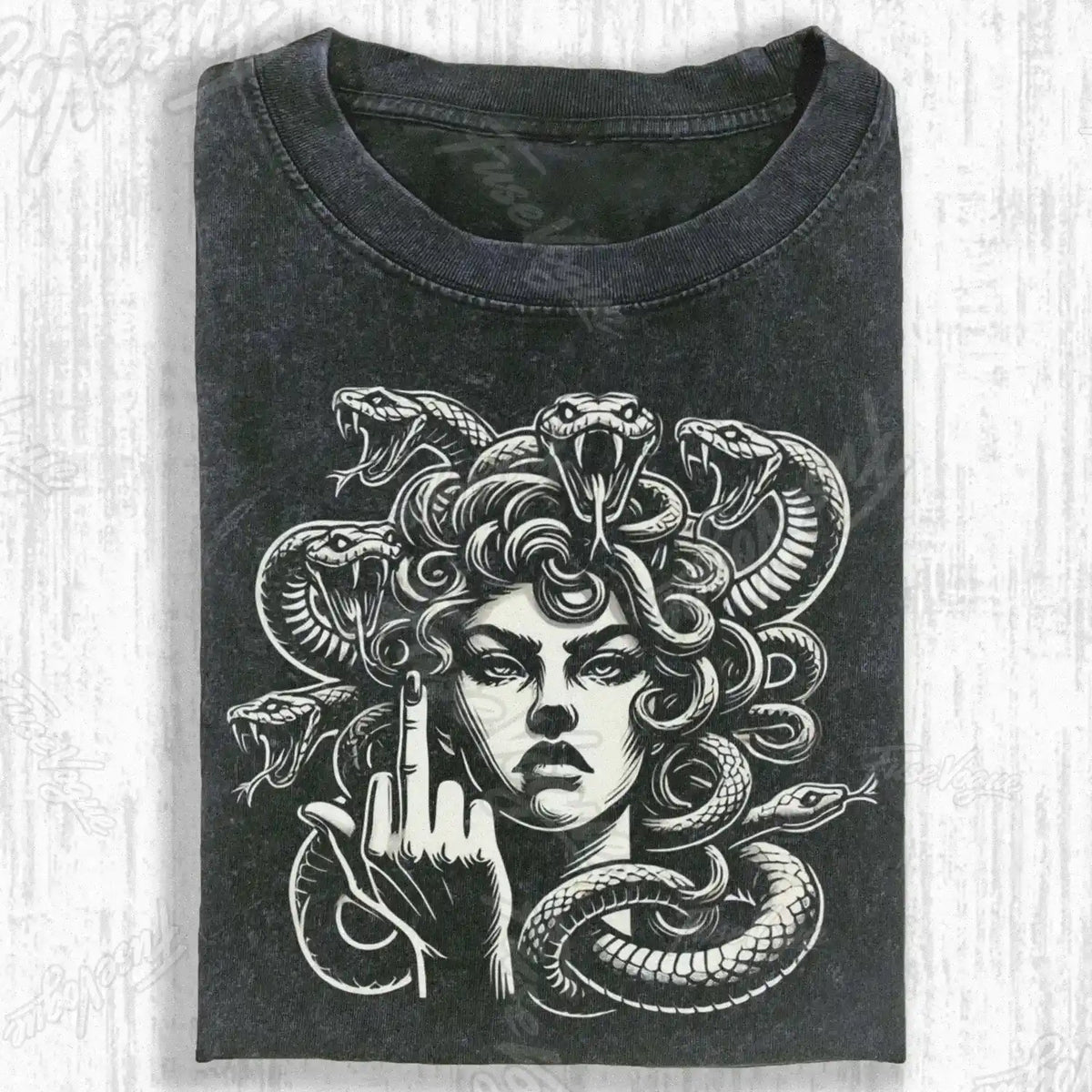 MEDUSA REBEL SPIRIT T-SHIRT - FUSEVOGUE