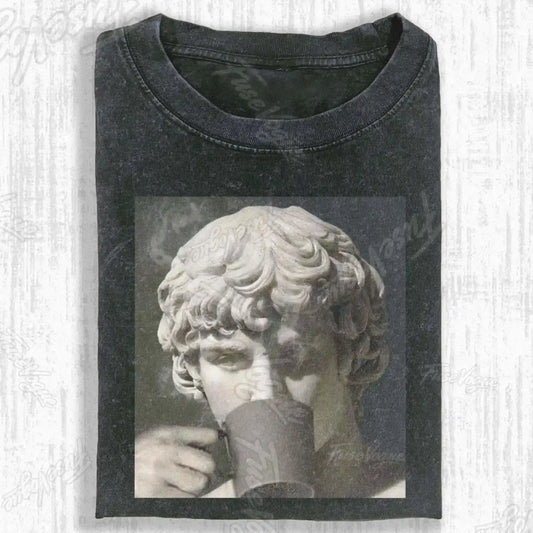 RETRO STATUE TOAST ART STATUE T-SHIRT - FUSEVOGUE