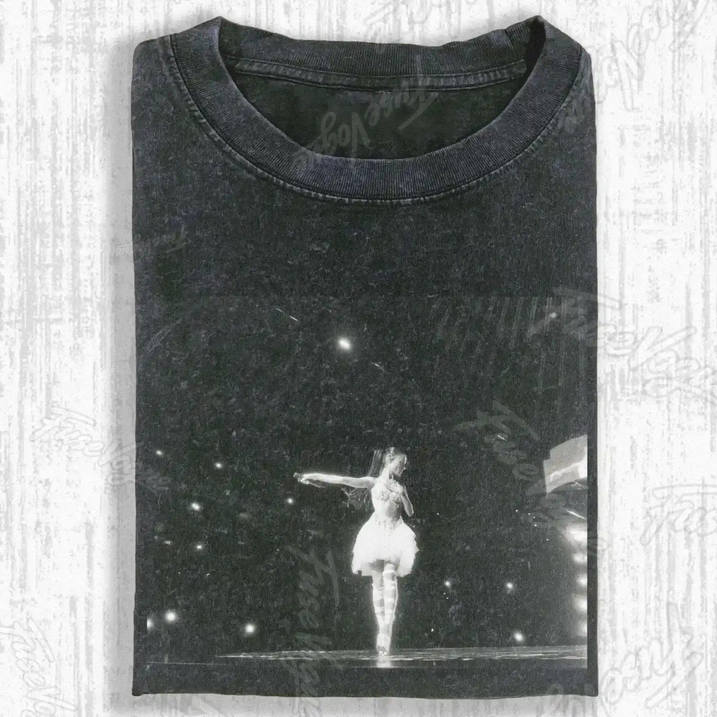 STAGE NIGHT SCENE DANCER FEMALE T-SHIRT - FUSEVOGUE