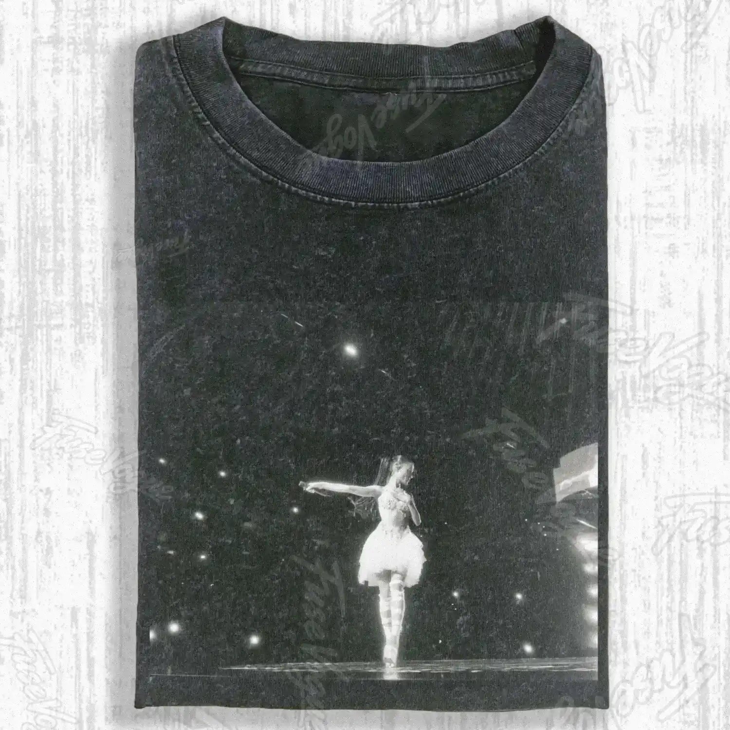 STAGE NIGHT SCENE DANCER FEMALE T-SHIRT - FUSEVOGUE