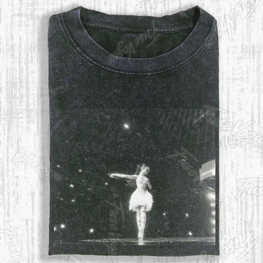 STAGE NIGHT SCENE DANCER FEMALE T-SHIRT - FUSEVOGUE