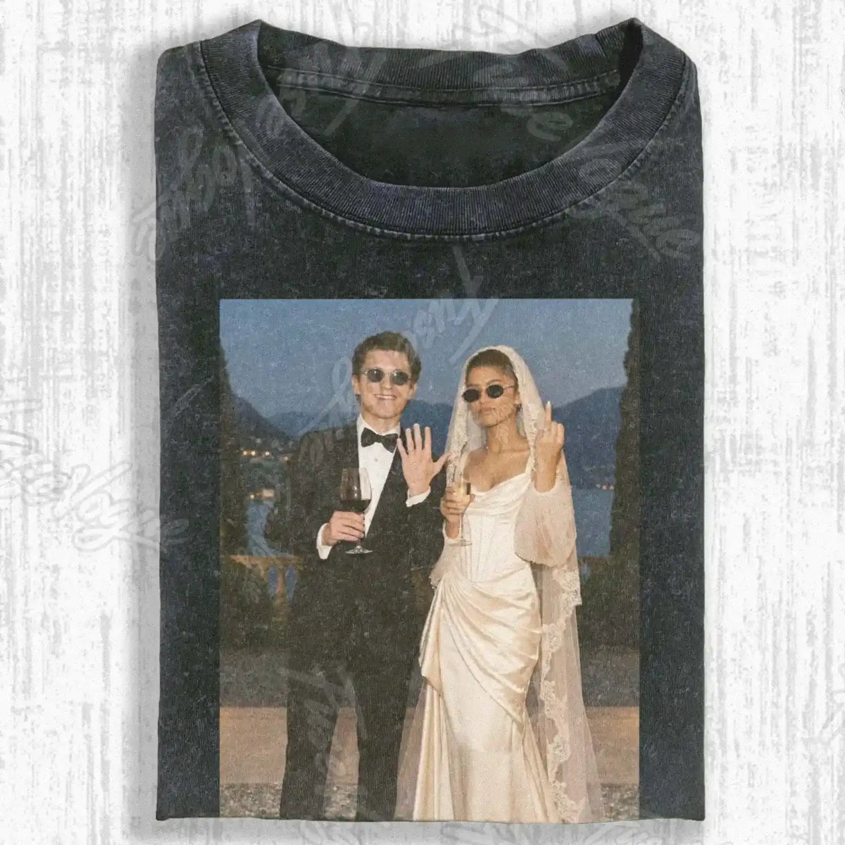 VILLA-LAKE-ROMANCE-T-SHIRT - FUSEVOGUE